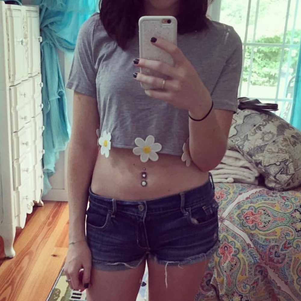 Daisy crop top